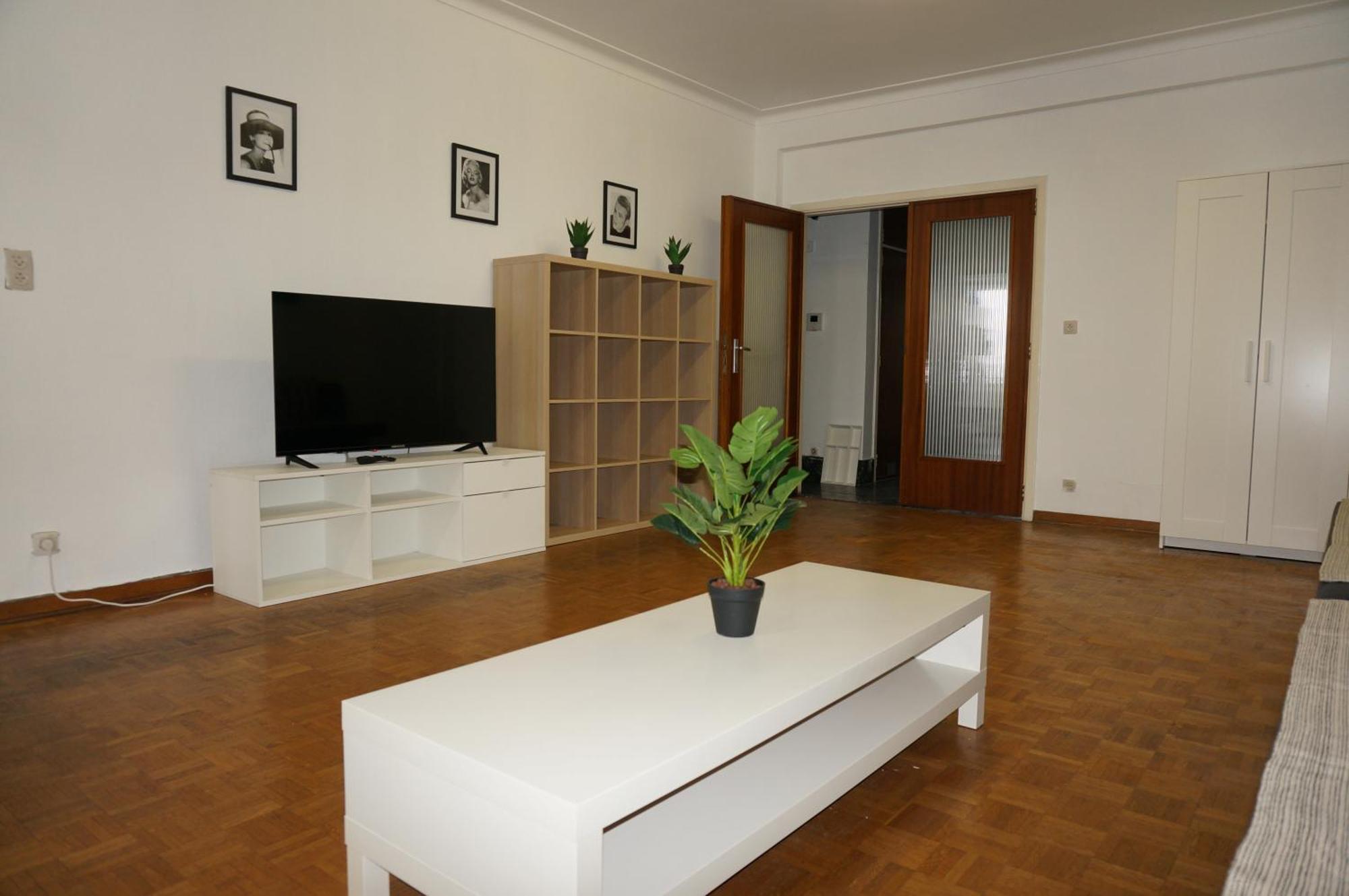 Belga Apartment 3 Bedrooms. Anvers Dış mekan fotoğraf